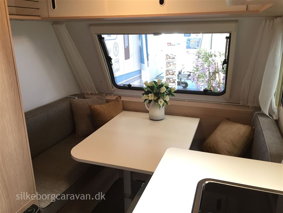 Adria Aviva 360 DK